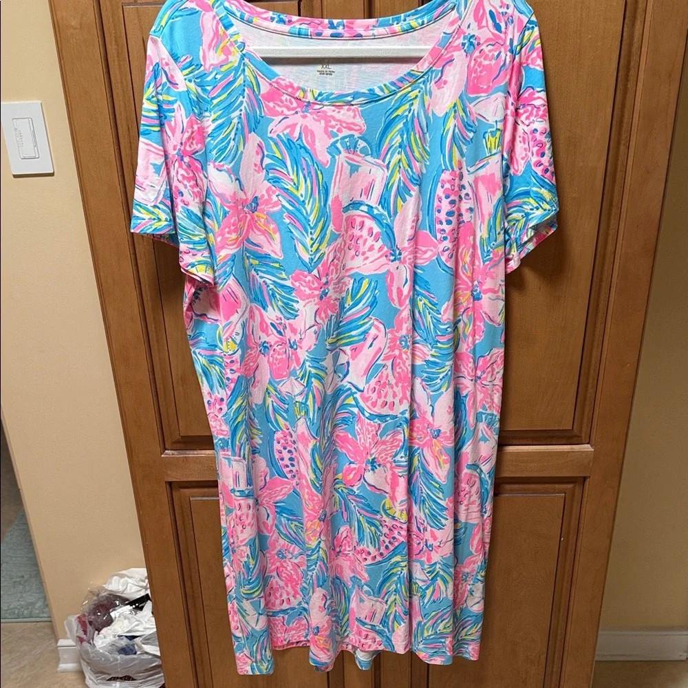 Lilly Pulitzer Tshirt dress - Picture 1 of 4